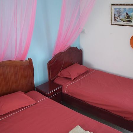Mauri Holidays 'Budgeted Apartment' La Gaulette Quarto foto
